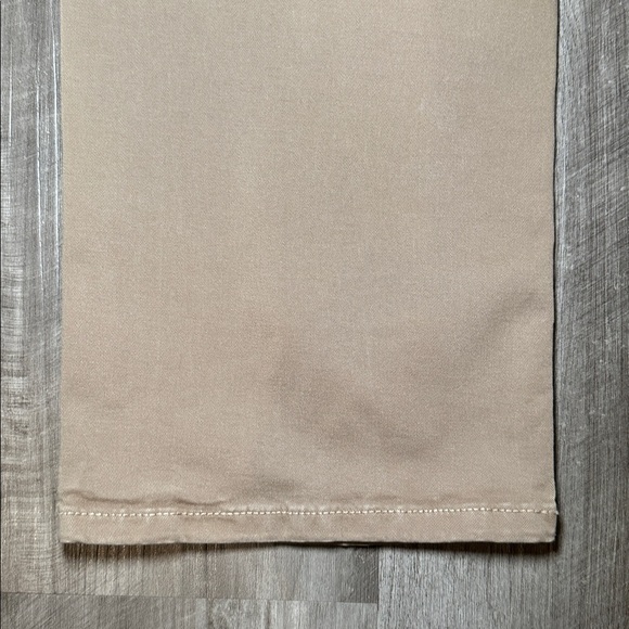 PAIGE Normandie Straight Leg Light Sable Chino Jeans - 36 - Picture 4 of 9